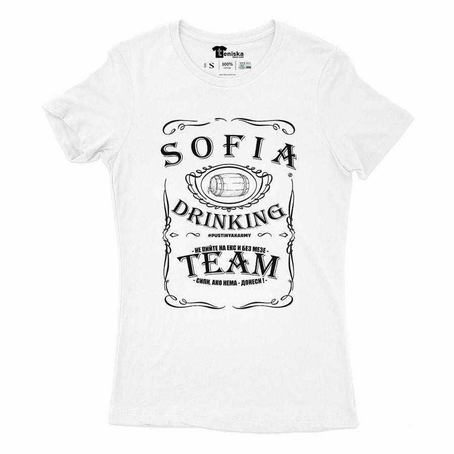 SOFIA DRINKING TEAM_Girl-mockup-WHITE